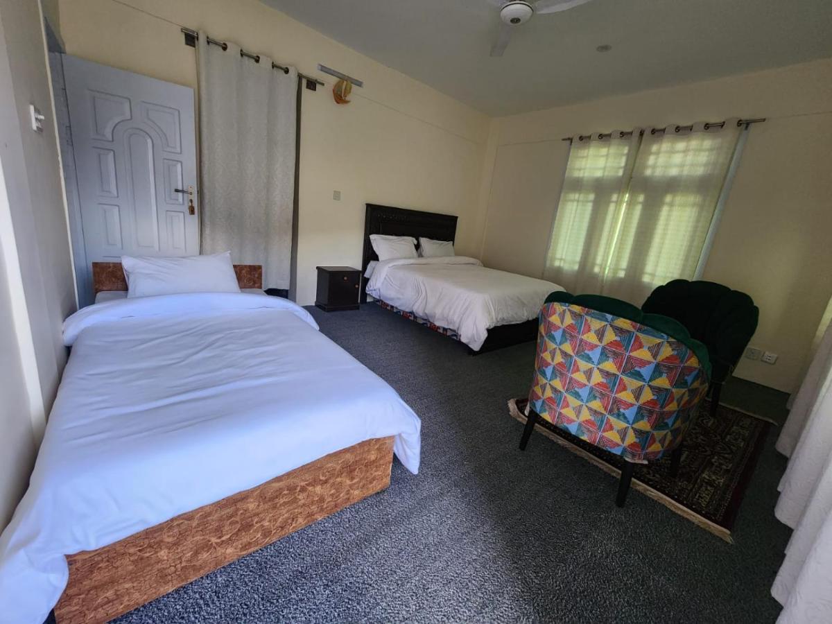 Hunza Lounge Hotel Karimabad  Exterior photo