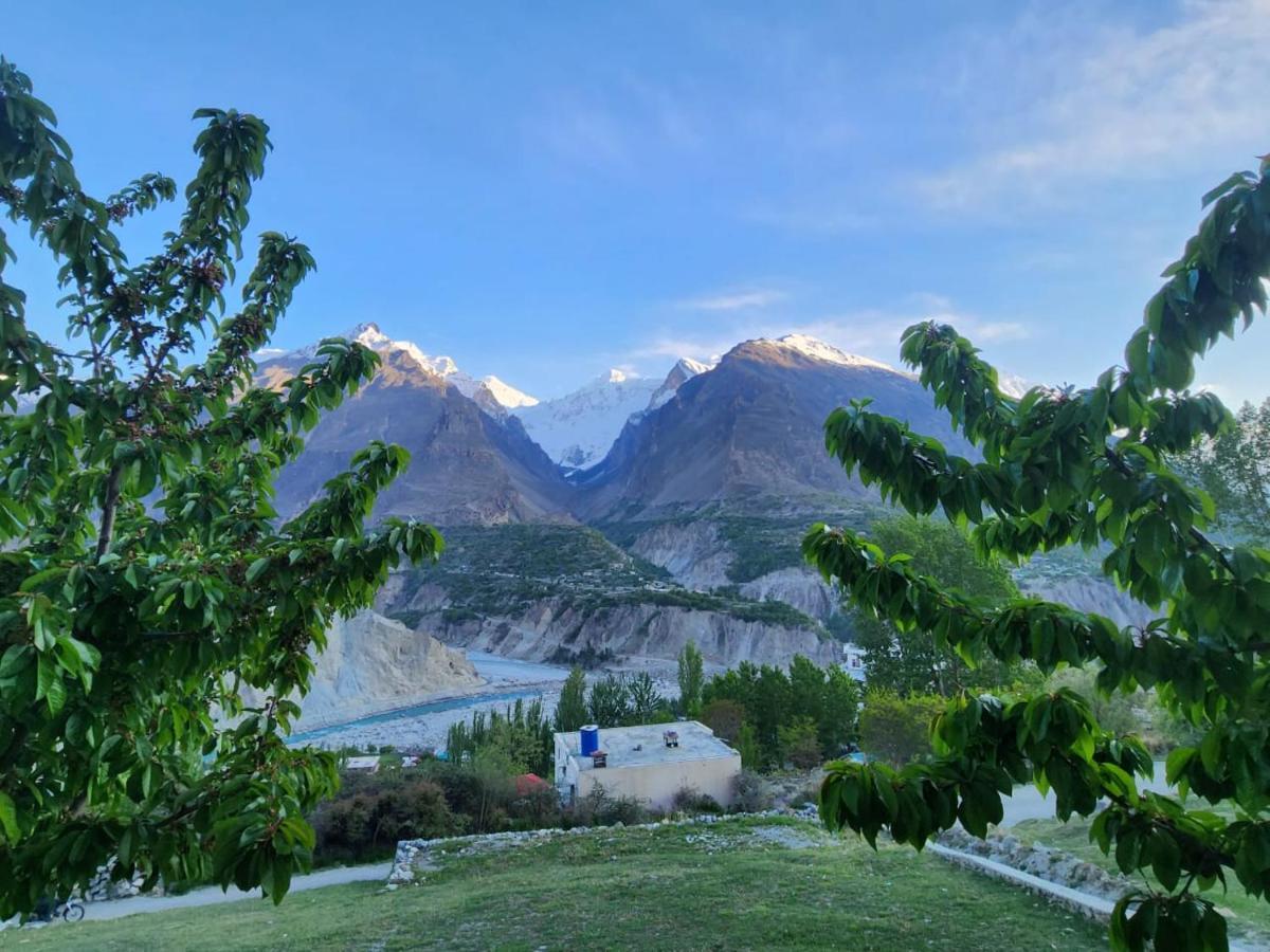 Hunza Lounge Hotel Karimabad  Exterior photo