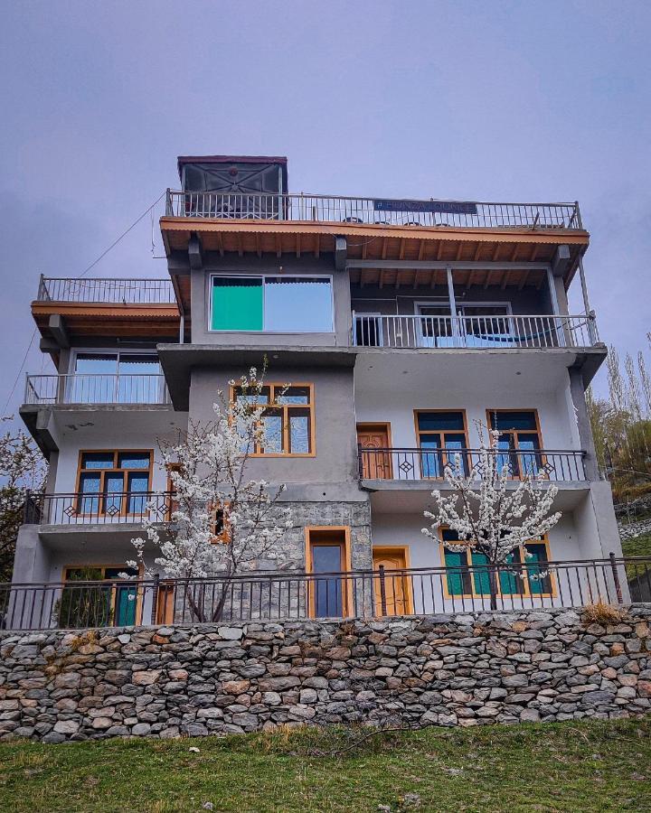 Hunza Lounge Hotel Karimabad  Exterior photo