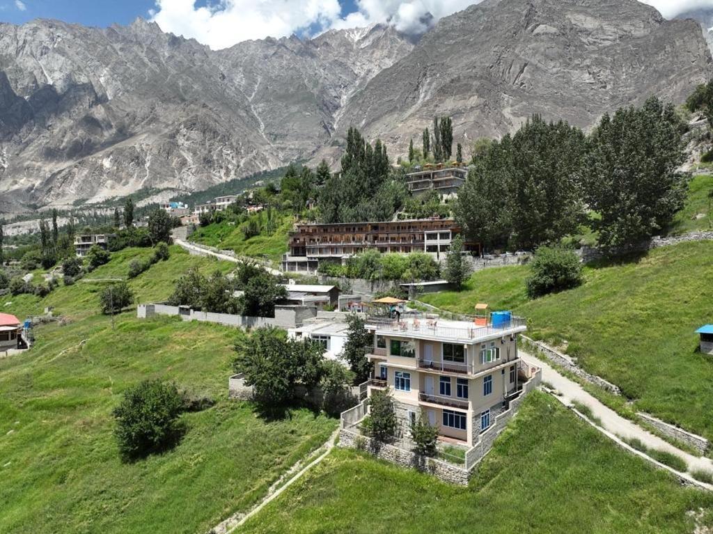 Hunza Lounge Hotel Karimabad  Exterior photo