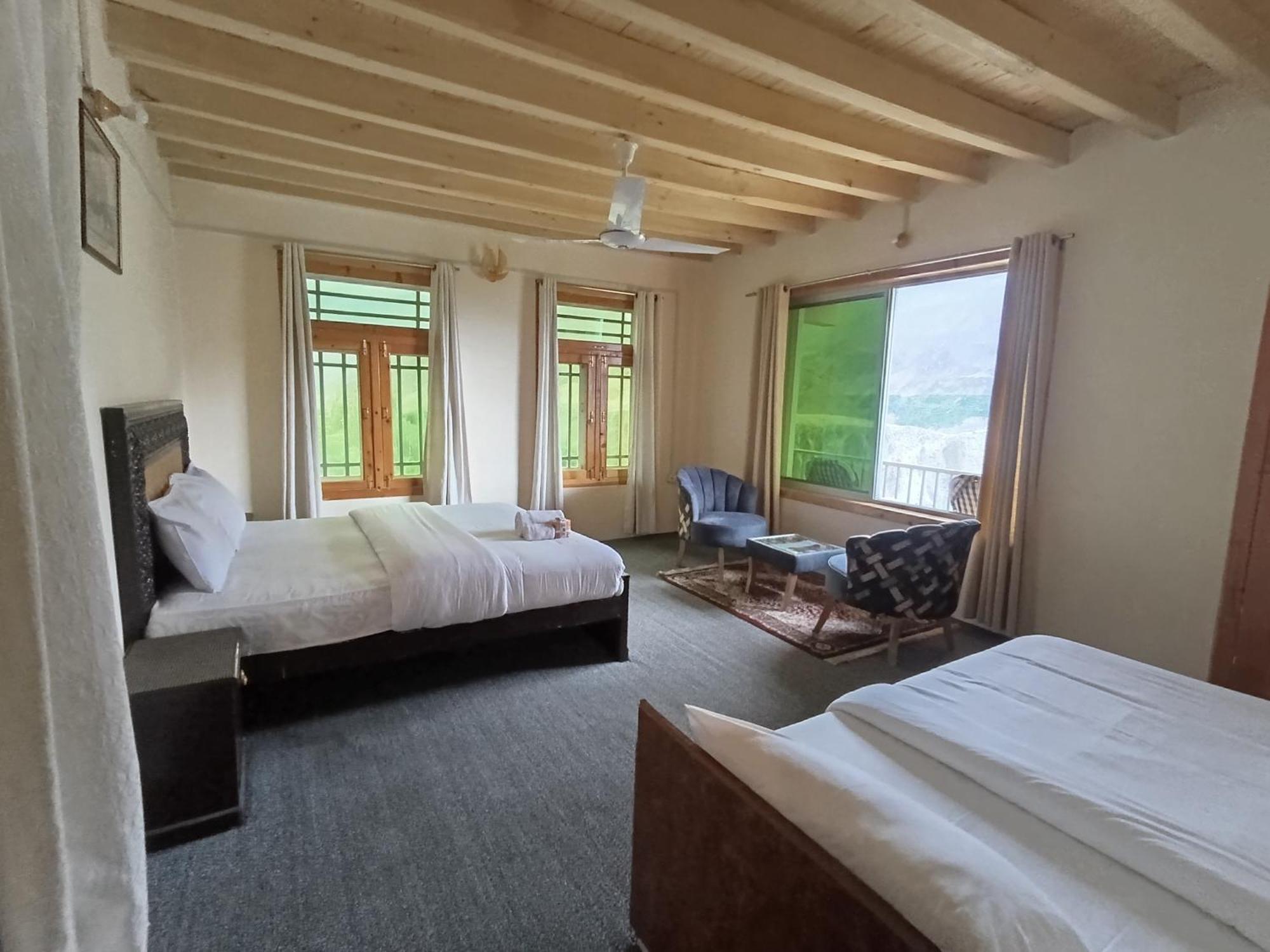 Hunza Lounge Hotel Karimabad  Exterior photo