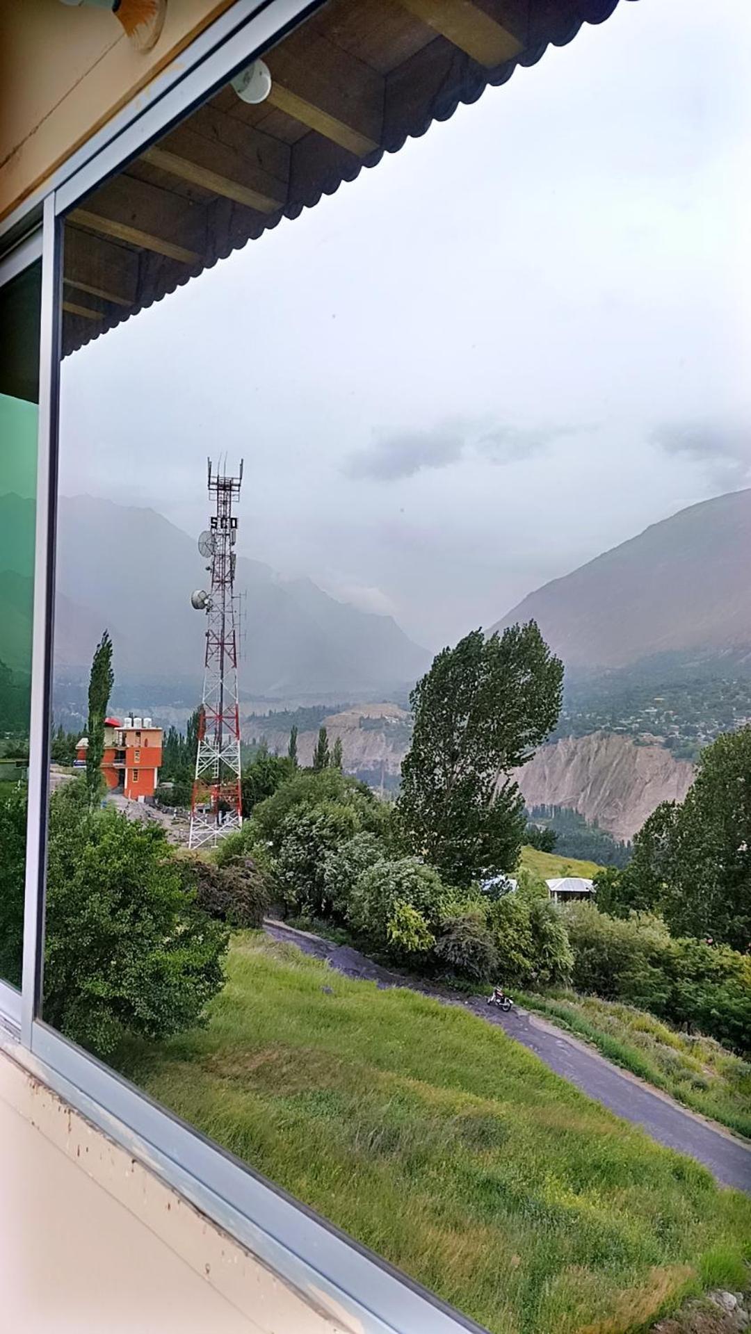Hunza Lounge Hotel Karimabad  Exterior photo